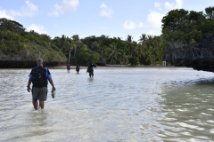 The-wrath-of-climate-change-forces-villages-to-walk-to-the-village